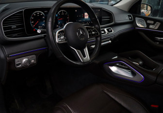 Подержанный автомобиль Mercedes-Benz GLE 2019 года (14 фото)