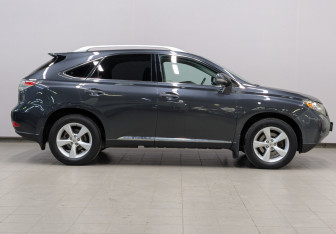 Подержанный автомобиль Lexus RX 2011 года (4 фото)