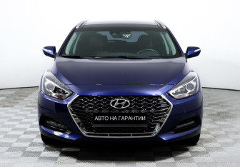 Подержанный автомобиль Hyundai i40 Wagon 2019 года (2 фото)