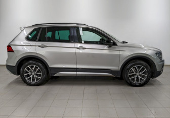 Подержанный автомобиль Volkswagen Tiguan 2019 года (4 фото)