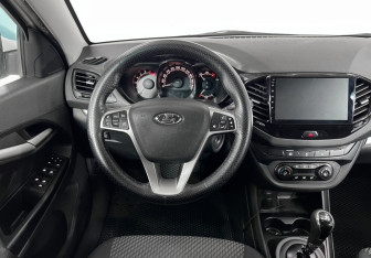 Подержанный автомобиль LADA (ВАЗ) Vesta Wagon 2019 года (17 фото)