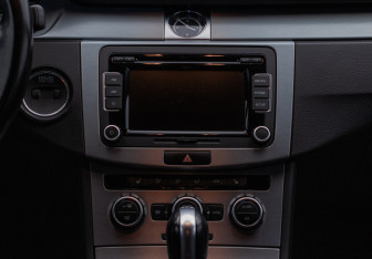 Подержанный автомобиль Volkswagen Passat CC 2014 года (14 фото)