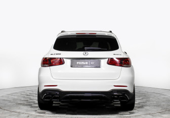 Подержанный автомобиль Mercedes-Benz GLC Coupe 2020 года (6 фото)