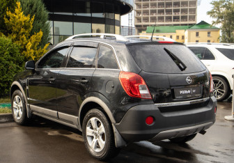 Подержанный автомобиль Opel Antara 2013 года (5 фото)