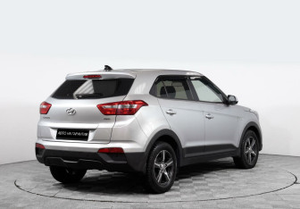 Подержанный автомобиль Hyundai Creta 2019 года (3 фото)