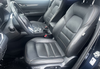 Подержанный автомобиль Mazda CX-5 2022 года (10 фото)
