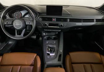 Подержанный автомобиль Audi A5 Coupe 2017 года (12 фото)
