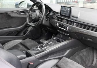 Подержанный автомобиль Audi A5 Coupe 2016 года (9 фото)