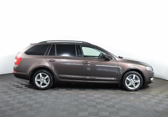 Подержанный автомобиль Skoda Octavia Wagon 2014 года (4 фото)