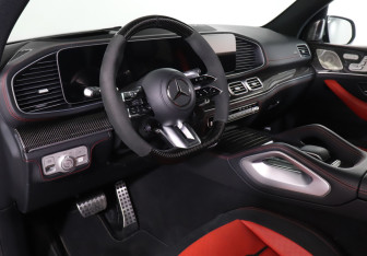 Подержанный автомобиль Mercedes-Benz GLE AMG 2024 года (13 фото)