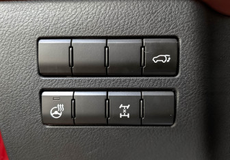 Подержанный автомобиль Lexus NX 2021 года (28 фото)