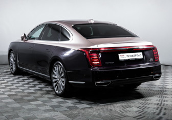 Подержанный автомобиль Hongqi H9 2023 года (7 фото)