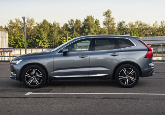 Подержанный автомобиль Volvo XC60 2021 года (8 фото)