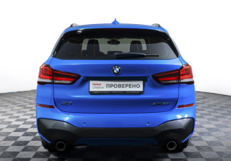 Подержанный автомобиль BMW X1 2020 года (6 фото)
