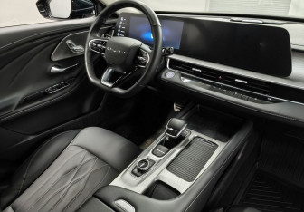 Подержанный автомобиль Chery Arrizo 8 2024 года (10 фото)