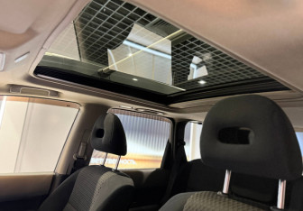 Подержанный автомобиль Nissan X-Trail 2008 года (14 фото)