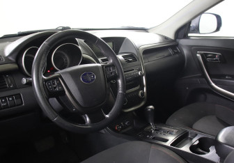 Подержанный автомобиль FAW Besturn X80 2017 года (8 фото)