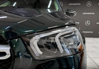 Подержанный автомобиль Mercedes-Benz GLE 2021 года (16 фото)
