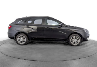 Подержанный автомобиль LADA (ВАЗ) Vesta Wagon 2018 года (4 фото)