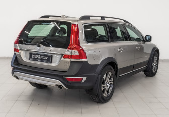 Подержанный автомобиль Volvo XC70 2014 года (5 фото)