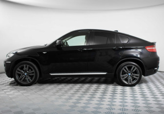 Подержанный автомобиль BMW X6 2010 года (8 фото)