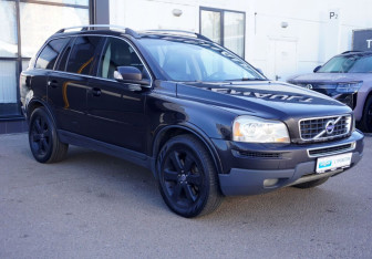 Подержанный автомобиль Volvo XC90 2010 года (3 фото)