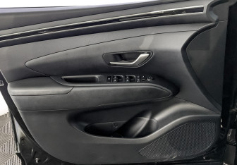 Подержанный автомобиль Hyundai Tucson 2021 года (19 фото)