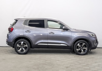 Подержанный автомобиль Chery Tiggo 4 Pro 2024 года (4 фото)