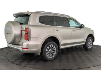 Новый Tank 500 2024 (2 фото)