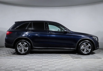 Подержанный автомобиль Mercedes-Benz GLC Coupe 2017 года (4 фото)