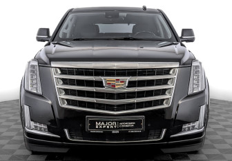 Подержанный автомобиль Cadillac Escalade Suv 2020 года (2 фото)