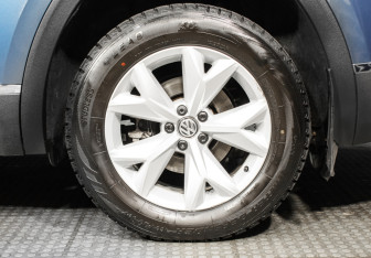 Подержанный автомобиль Volkswagen Teramont 2018 года (24 фото)