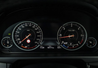 Подержанный автомобиль BMW X6 2018 года (13 фото)