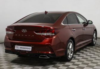 Подержанный автомобиль Hyundai Sonata 2018 года (5 фото)