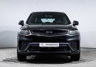 Подержанный автомобиль Geely Tugella 2022 года (2 фото)