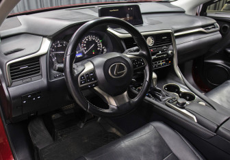 Подержанный автомобиль Lexus RX 2019 года (16 фото)