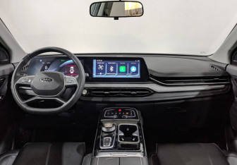 Подержанный автомобиль JAC JS6 2023 года (14 фото)