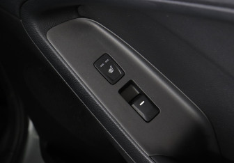 Подержанный автомобиль Kia Cerato Sedan 2015 года (11 фото)