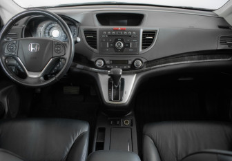 Подержанный автомобиль Honda CR-V 2014 года (11 фото)