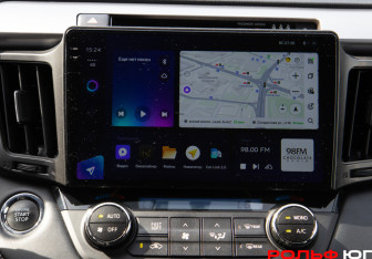 Подержанный автомобиль Toyota RAV4 2019 года (17 фото)