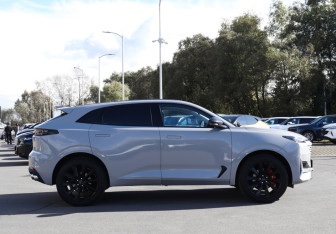 Подержанный автомобиль Changan UNI-K 2023 года (4 фото)