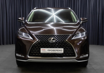 Подержанный автомобиль Lexus RX 2021 года (2 фото)