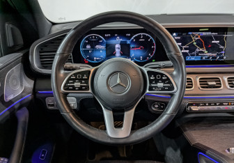 Подержанный автомобиль Mercedes-Benz GLE 2021 года (22 фото)
