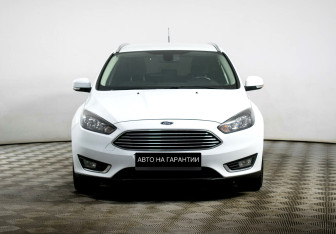 Подержанный автомобиль Ford Focus Wagon 2016 года (2 фото)