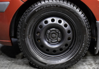 Подержанный автомобиль Ford Fusion 2006 года (19 фото)