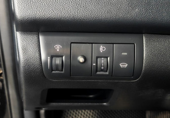 Подержанный автомобиль Kia Cerato Sedan 2013 года (17 фото)