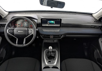 Новый Haval Jolion 2025 (10 фото)
