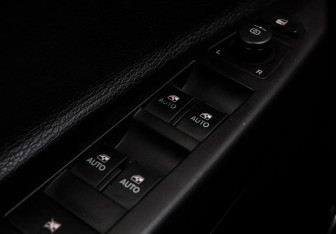 Подержанный автомобиль Opel Antara 2013 года (19 фото)