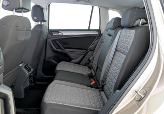 Подержанный автомобиль Volkswagen Tiguan 2021 года (12 фото)