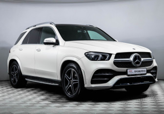 Подержанный автомобиль Mercedes-Benz GLE 2020 года (3 фото)